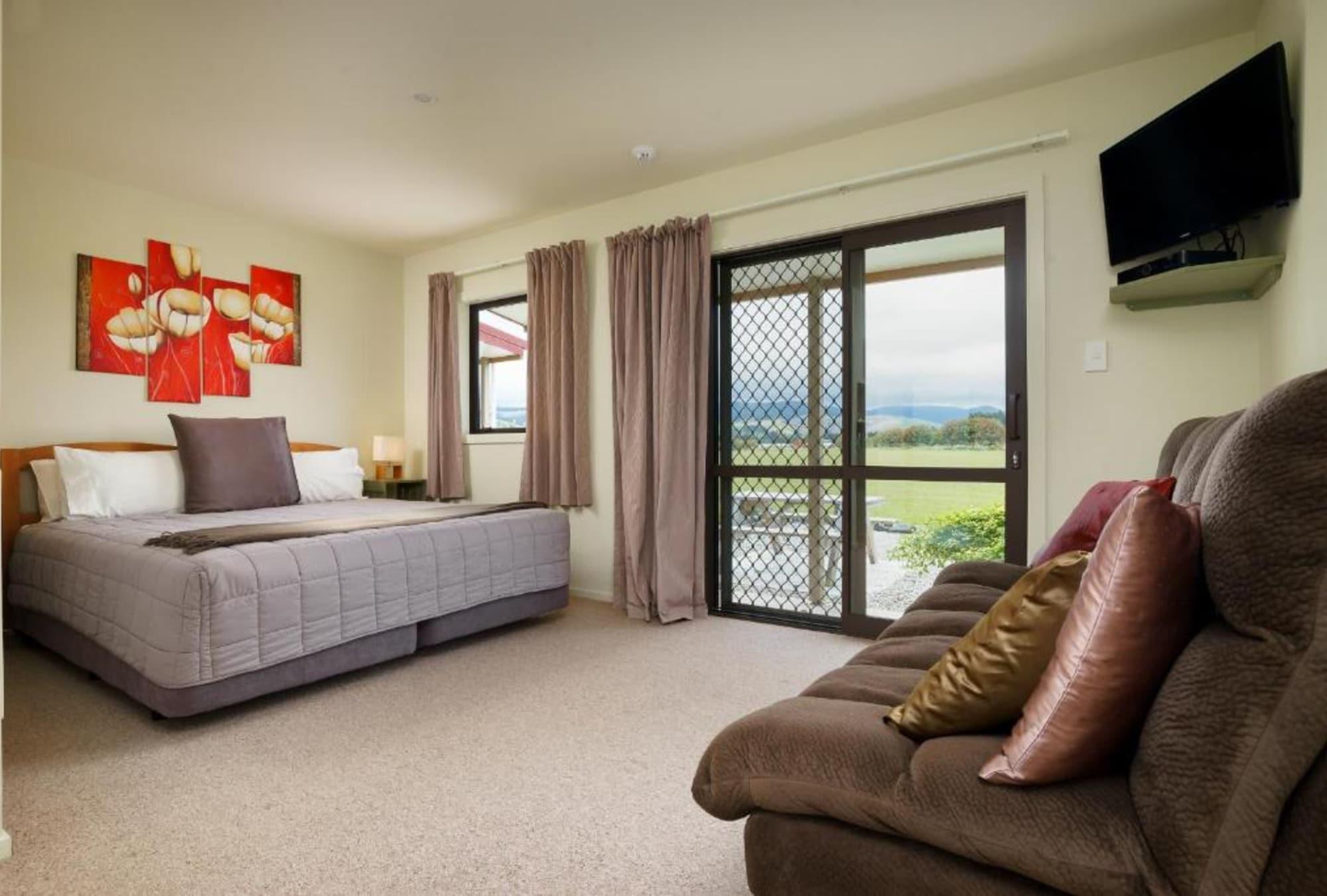 Longbourne Lodge Motel Mosgiel Exterior photo